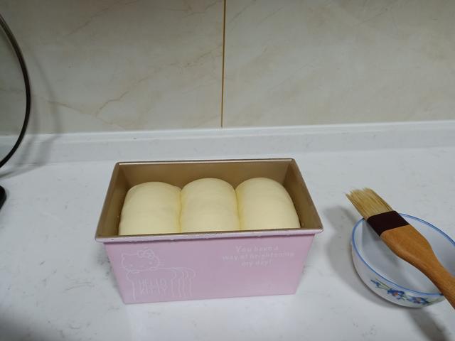 老婆做面包也偷懒，面团不发酵，第二天还柔软拉丝，开心到大笑