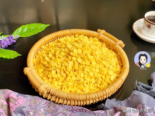 「超级宝妈」花费3块钱,5分钟做出一大堆小零食!香酥脆,无油无添加,更健康