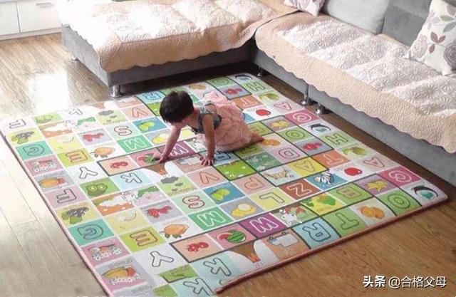 孩子先爬后走和不爬就走，长大后有什么区别？这4点很明显