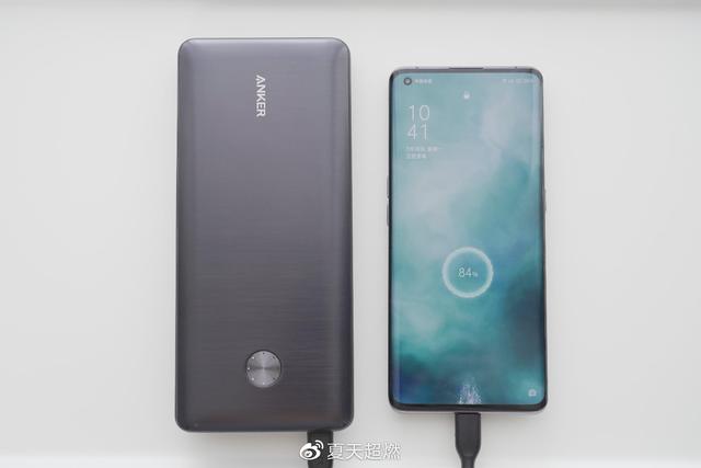 ANKER A1290移动电源体验如何？