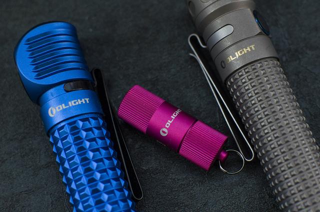 点亮粉红色的关爱：Olight 傲雷 i1R2钥匙链手电