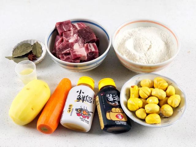 爆炸级好吃！一锅乱炖就搞定，有肉有菜有主食，简单到偷笑