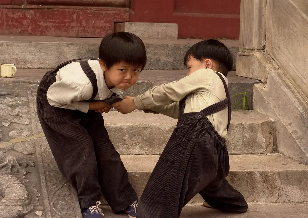 【恰十年】孩子被打要还手吗？80%父母没看到背后的育儿盲区
