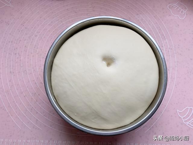 分享一款柔软拉丝的炼奶吐司，手撕吃最好，详细配方建议收藏