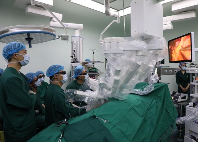 医院|“5G+机器人”! 沂蒙老区县级医院完成一例远程外科手术