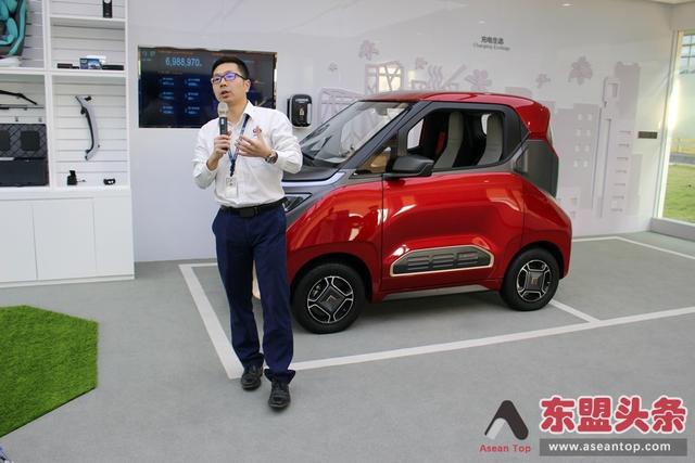 中国五菱“神车”创造新神话 新能源汽车销量超越特斯拉