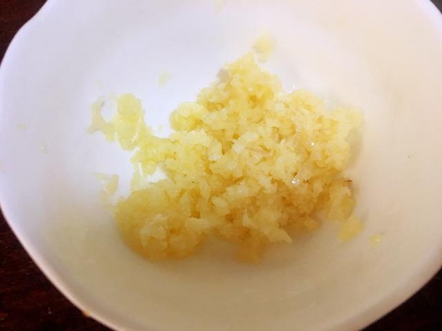 冬天大鱼大肉靠边站，这道蒸菜原汁原味，鲜美又营养