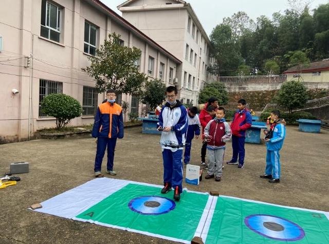 芦淞区第6届中小学生科技创新与实践技能大赛圆满闭幕