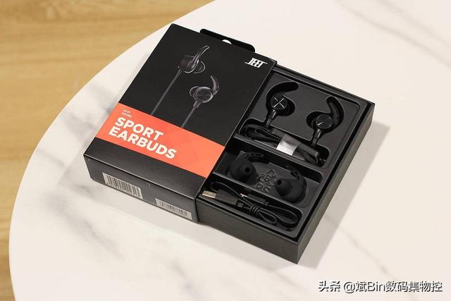 再度入坑JEET高性价比，运动通勤两不误的W1S运动蓝牙耳机