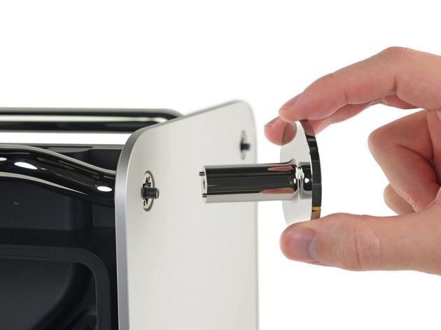 [太平洋电脑网]iFixit拆解Mac Pro：CPU都能自己换 却被脚架难住了