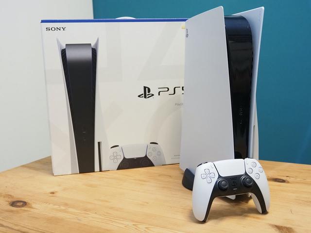 PlayStation 5主机外观快速看，简约设计的散热概念