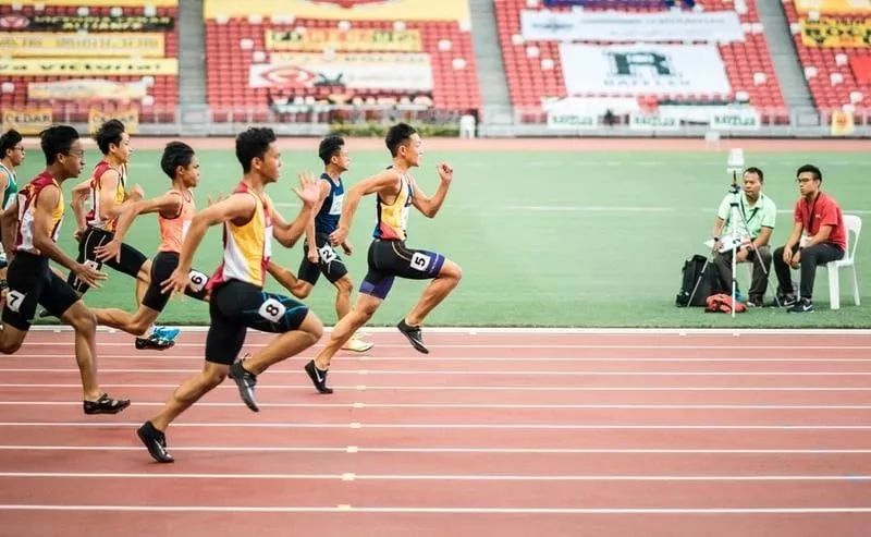 「暖先生格调」最新研究：把时间“浪费”在体育运动或者跑步上，学生成绩反而会提高