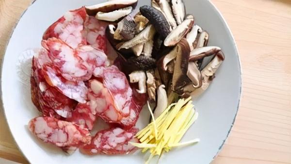 最适合冬天吃的3道懒人美味，丢进电饭煲一键搞定，好吃又省心