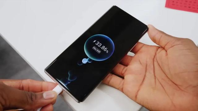 外行看跑分，内行看细节？其实真正懂手机的人，最看中这几点！