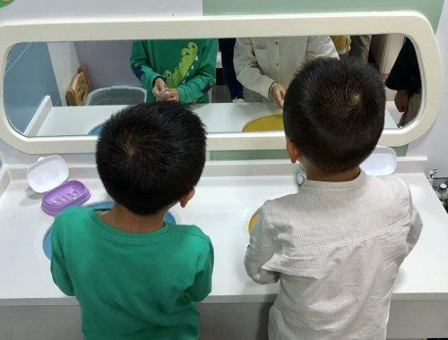 你的育儿经|记者走访｜商州区三叶草幼儿园开学首日，来看看“小神兽”们状态如何