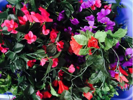 你的育儿经|当建构区搬到了户外,孩子能搭出一整个世界