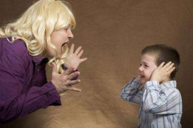 家长的脾气对孩子有什么影响？家长什么脾气，孩子就什么性格
