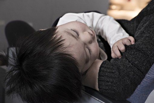 「暖先生格调」6岁女孩突然高烧不退！这种病与感冒极为相似，却凶险得多！