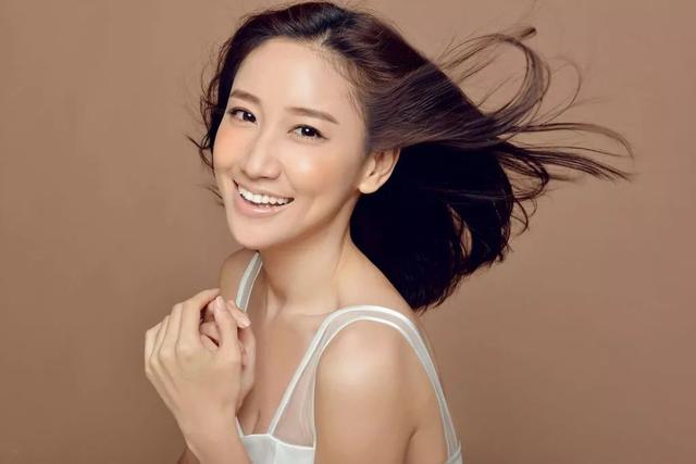 江水寒|和林志颖搭戏成名，靠美妆挤进排行前十，陈彦妃靠笑容制胜