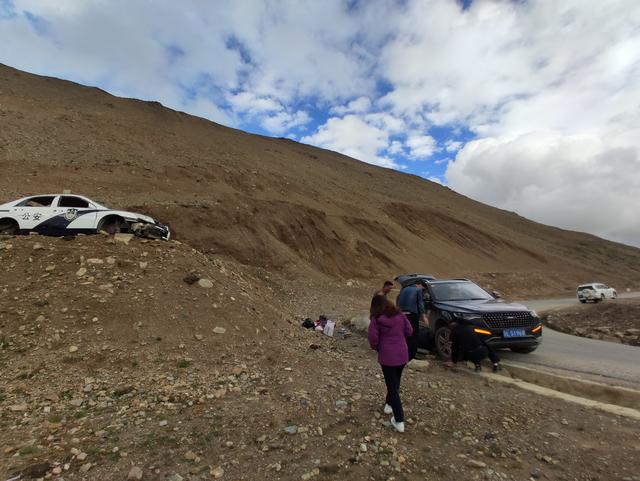[世界那么大]广州夫妻自驾西藏DAY5，走最烂的川藏线看最美的风景，这里叫芒康