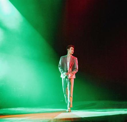 影视交流地@王者GAI爷霸气回归！首秀中国风曲秒杀张艺兴，重露面惊现幸福肥