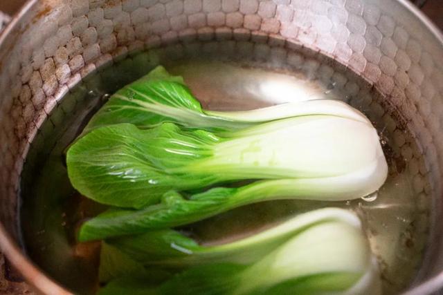 降温吃它温补又舒坦！两种油煮一碗面，鲜香浓郁超