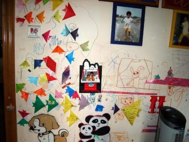 超级宝妈：孩子爱上涂鸦？家长了解涂鸦期的四个阶段，引导孩子更顺利