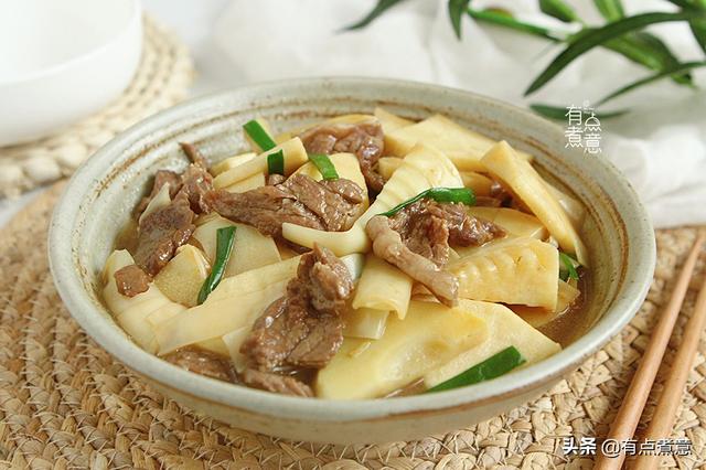 冬天碰到这菜，我从不还价，贵是贵点，但好吃鲜嫩营养高，很值