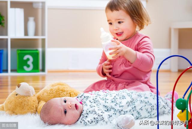 你的育儿经|新生宝宝与生俱来的这些神奇功能，让他轻而易举的找到妈妈