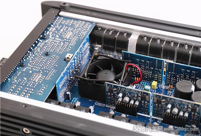 欧迪臣AV Quattro四路功放 工艺极其精密的发烧神器