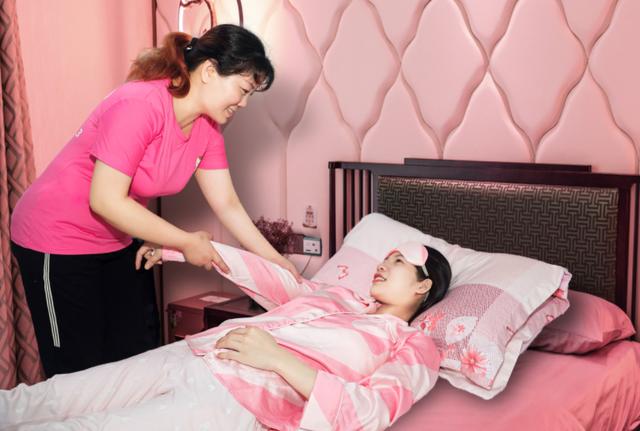 #超级宝妈#请月嫂必知的9件事，除了看价格和经验，最关键的是…