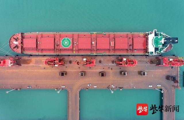 连云港|APC最大化肥船首航中国 刷新连云港港化肥接卸纪录