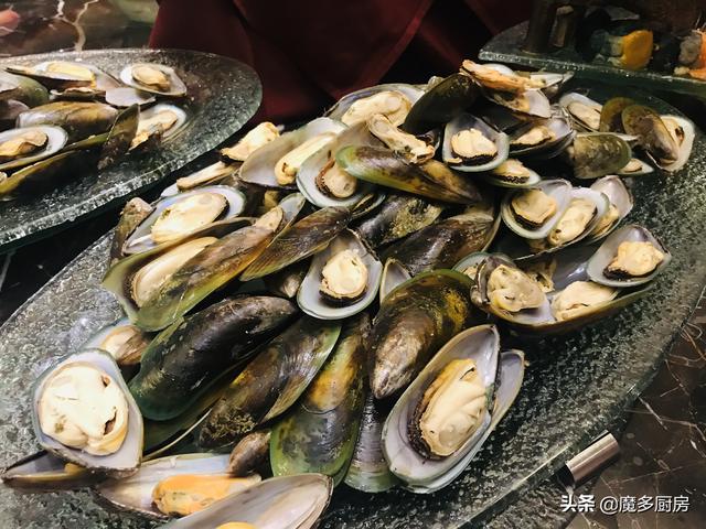 人均200+的五星级酒店自助餐，怎么吃才能回本？
