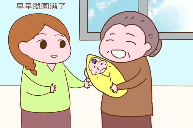超级宝妈|当45岁宝妈遇见42岁奶奶：一个享福一个受罪，差距一目了然