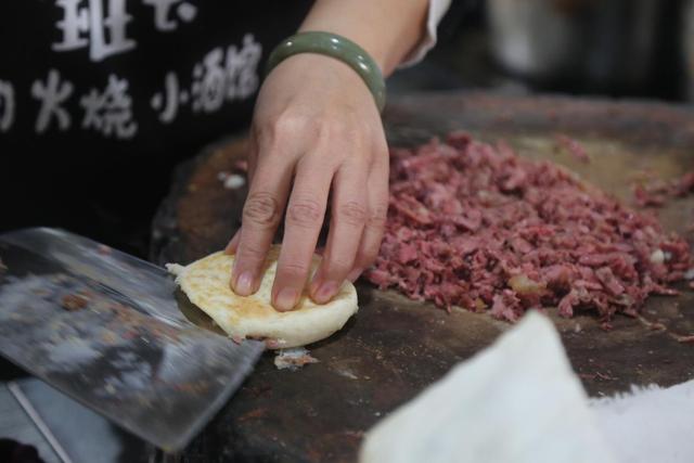 专家进店评审了！来瞧瞧&quot;保定驴火十大名店&quot;入围店铺有哪些特色？