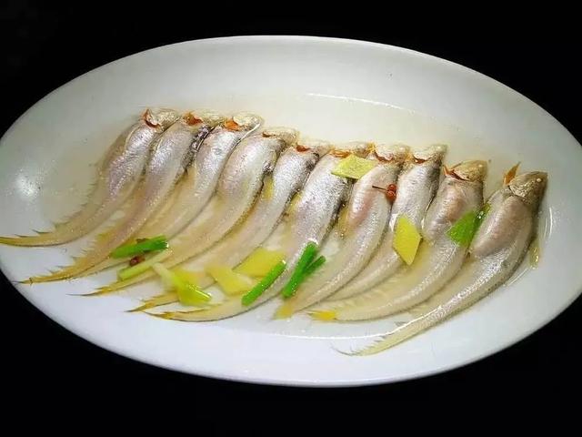 海鲜|鲳鱼、皮皮虾、黄鱼……这个春天，一定要带着好胃口来金山嘴渔村