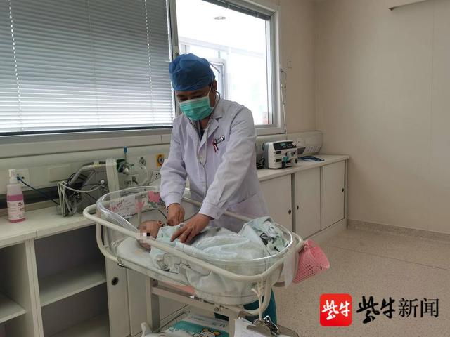 2个多月婴儿被抽出“牛奶血”竟是家长这个错误习惯导致