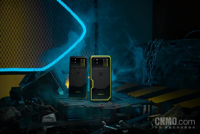 一加8T赛博朋克2077限定版正式亮相！外观设计有内味了