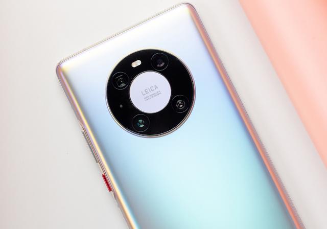 神秘、极光般的秘银色Mate40，网友有争议，你如何评价？