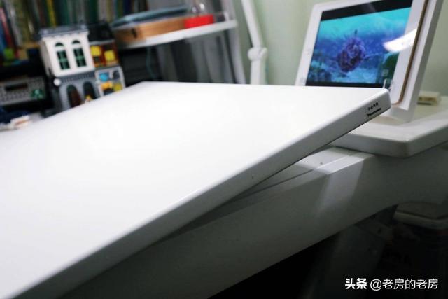 [超级宝妈]绘本网课做手工，健康方便耐折腾的儿童学习桌面分享