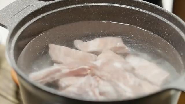 冬天里，吃牛肉羊肉不如吃它，软烂入味百吃不腻