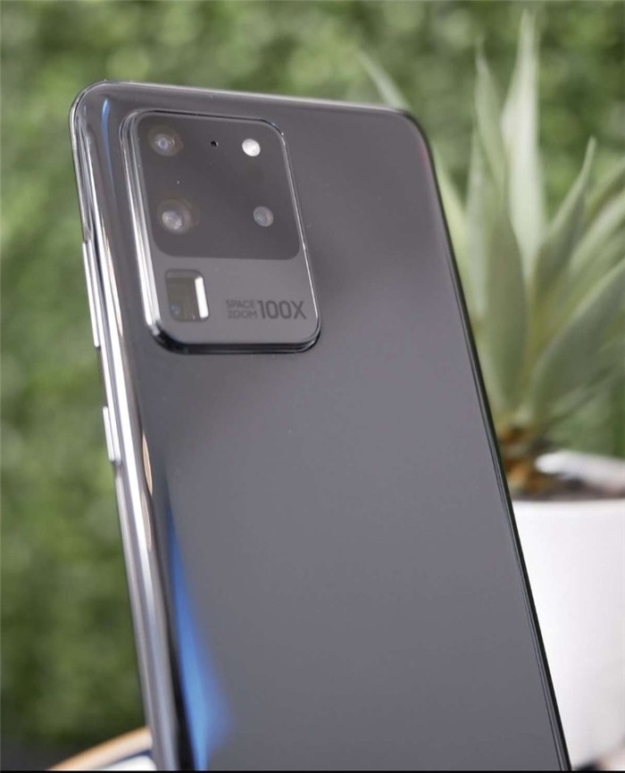 [太平洋电脑网]三星Galaxy S20系列真机照曝光 后置搭载四摄模组