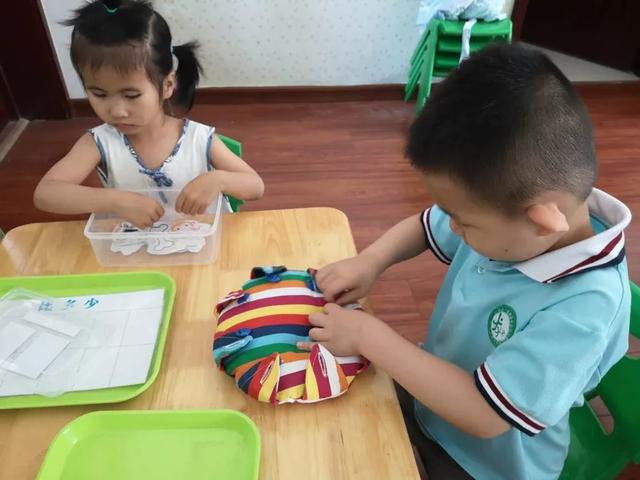 齐鲁东营资讯|亲亲宝贝欢迎“回家”——广饶街道中心幼儿园的开园第一天