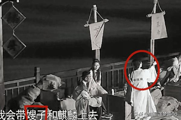 资讯早知道|蔡徐坤怕是个憨憨，称呼沙溢“沙子爹”，谁注意他怎么称呼胡可？