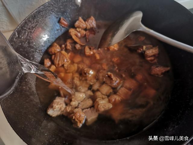 早餐这样做，一人一大碗，吃得热乎乎浑身暖，营养好实惠不费钱