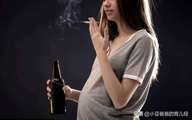 #超级宝妈#妈妈在怀孕时，做这8件事，宝宝出生后可能会是“畸形”