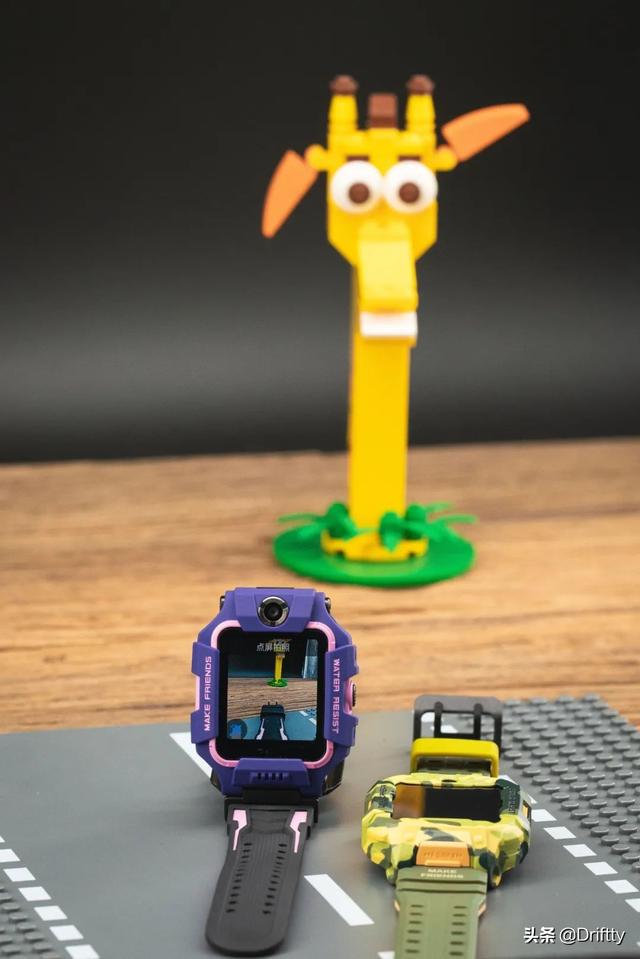 旗舰对决-为何近一倍差价？360儿童手表S2与小天才Z6横评