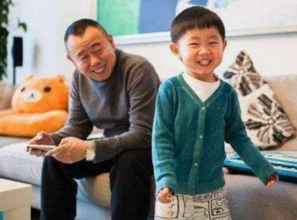 你的育儿经@孩子长相完全绕开爸妈，却被老人“截胡”是种啥体验？基因太神奇