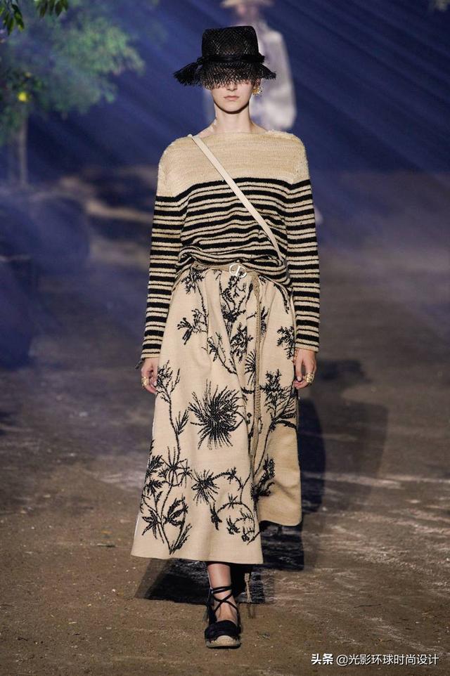 最时尚Christian Dior 2020春夏系列-贴近自然的森林秀
