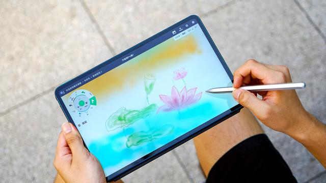华为MatePad Pro 5G专项测评：手写笔进步明显，绘画笔记都很强